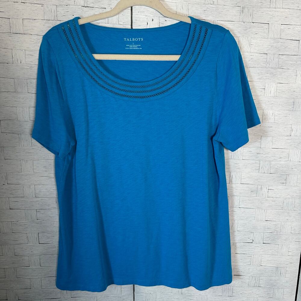 Talbots women's T-shirt embroidered lace color bright blue soft cotton feminine